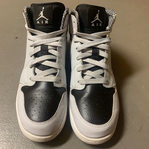 Jordan 1 mid - pure platinum/white-metallic/silver-black